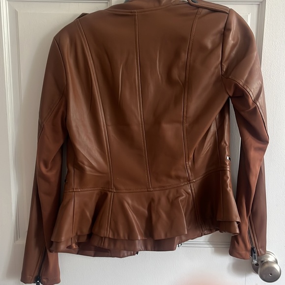 Leather jacket - Picture 3 of 3